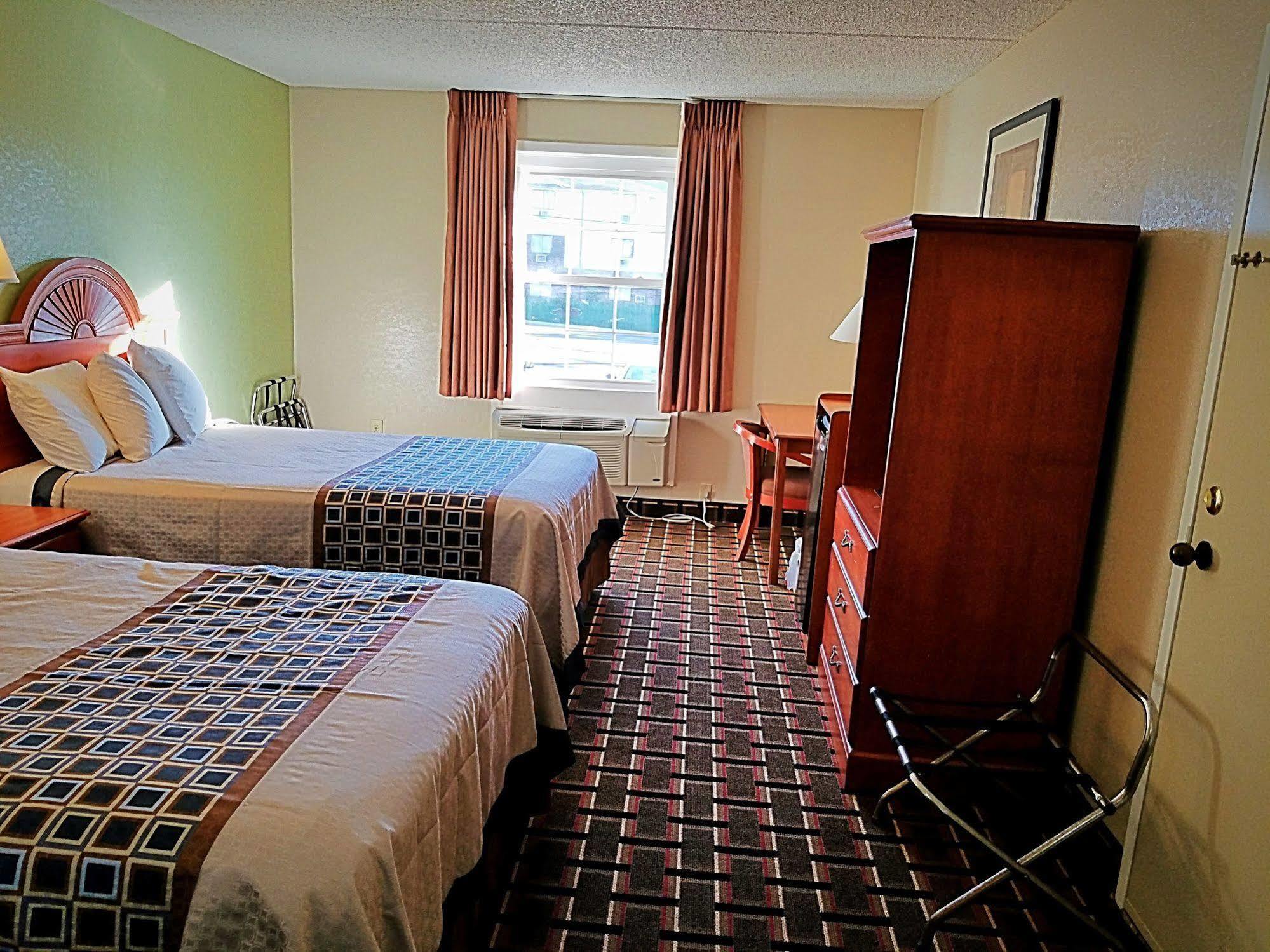 Red Roof Inn Richmond, Va - W Broad St Henrico Exterior foto