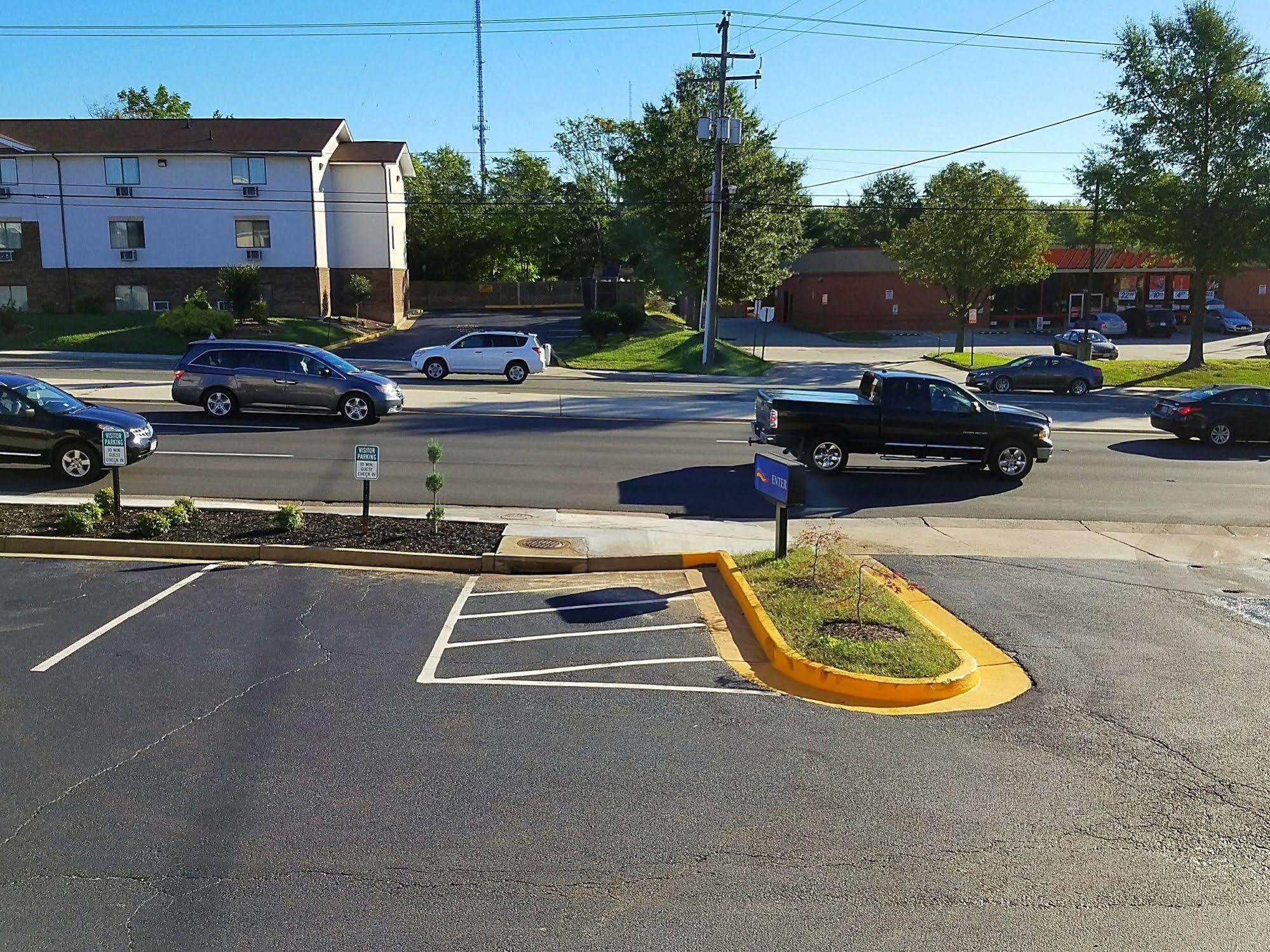 Red Roof Inn Richmond, Va - W Broad St Henrico Exterior foto